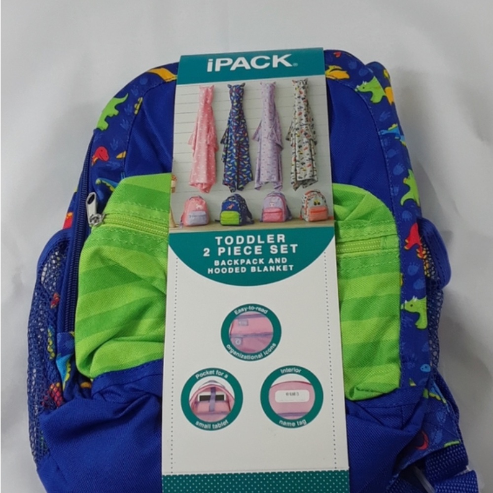 NWT IPACK TODDLER BACKPACK WITH HOODED BLANKET